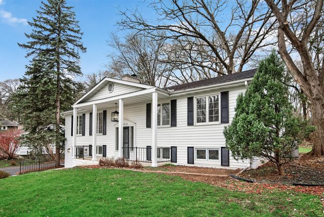 14818 Kral Road, Minnetonka, MN 55345