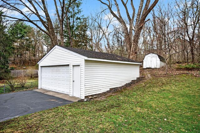 14818 Kral Road, Minnetonka, MN 55345