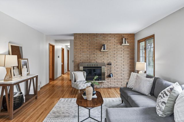 14818 Kral Road, Minnetonka, MN 55345