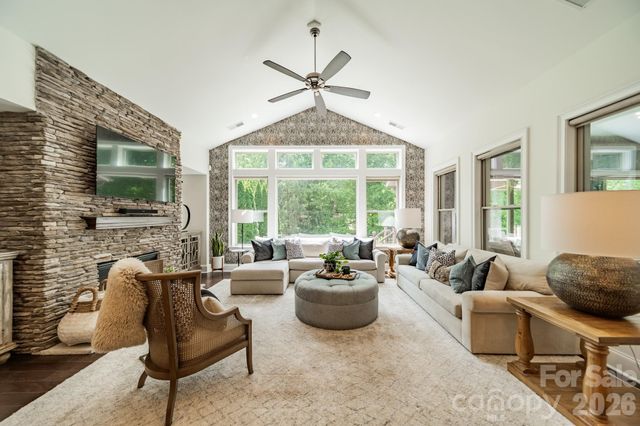 2077 Tatton Hall Road, Fort Mill, SC 29715