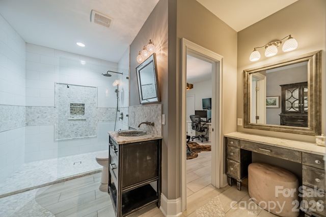 2077 Tatton Hall Road, Fort Mill, SC 29715