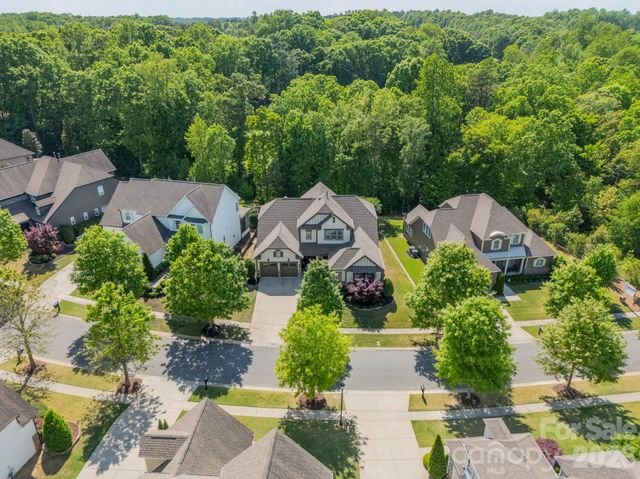 2077 Tatton Hall Road, Fort Mill, SC 29715