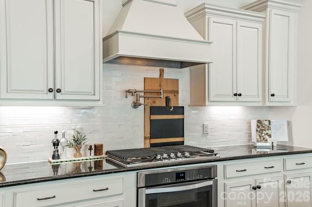 2077 Tatton Hall Road, Fort Mill, SC 29715