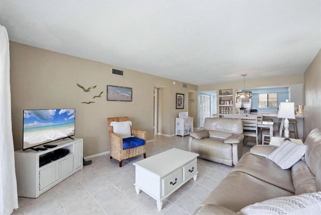 1801 GULF DRIVE N 277, Bradenton Beach, FL 34217