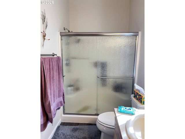 3330 31ST St, Florence, OR 97439