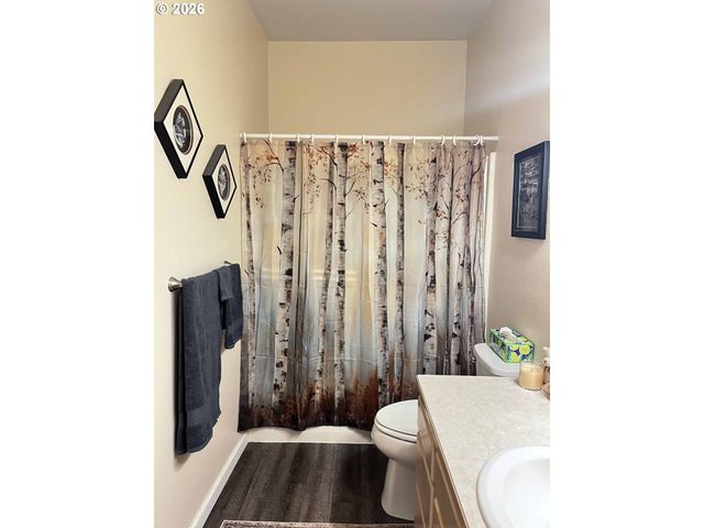 3330 31ST St, Florence, OR 97439