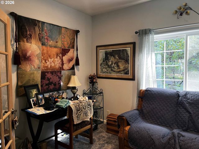 3330 31ST St, Florence, OR 97439