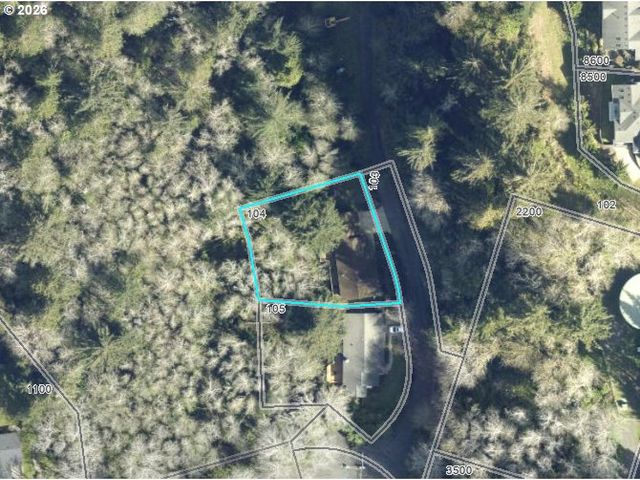 3330 31ST St, Florence, OR 97439