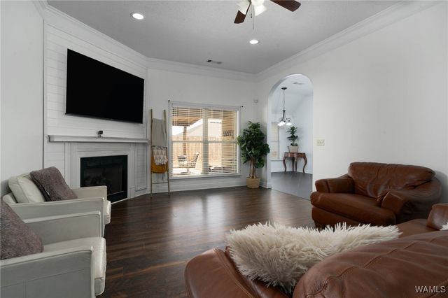 16408 CHEROKEE BEND, Moundville, AL 35474