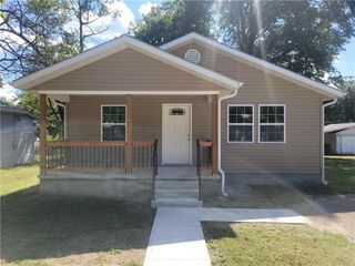 208 E Washington Street, Arma, KS 66712