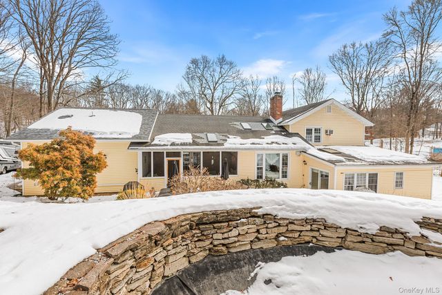 21 Straub Drive, Pleasant Valley, NY 12569