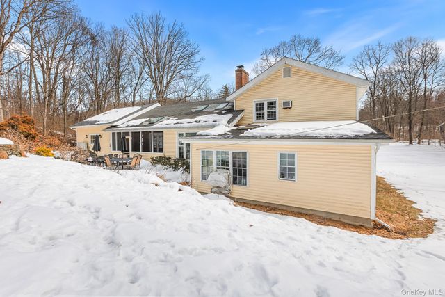 21 Straub Drive, Pleasant Valley, NY 12569