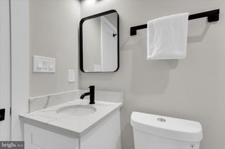 1915 BENNING RD NE #PH, Washington, DC 20002