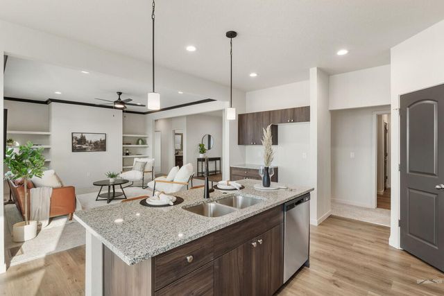 943 E Moonbeam Dr, Pueblo West, CO 81007