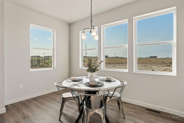 943 E Moonbeam Dr, Pueblo West, CO 81007