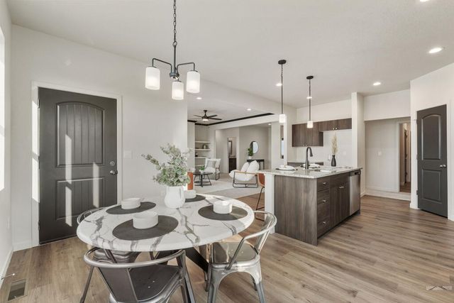943 E Moonbeam Dr, Pueblo West, CO 81007
