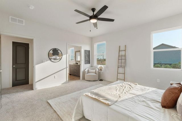 943 E Moonbeam Dr, Pueblo West, CO 81007