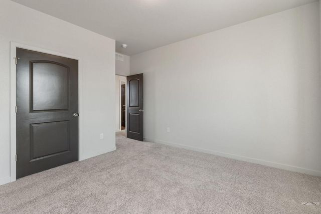 943 E Moonbeam Dr, Pueblo West, CO 81007