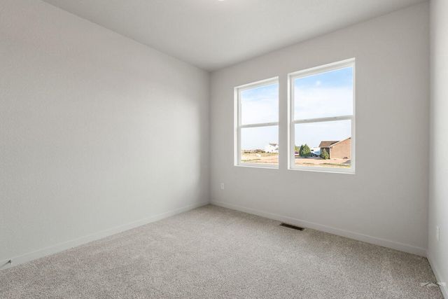 943 E Moonbeam Dr, Pueblo West, CO 81007