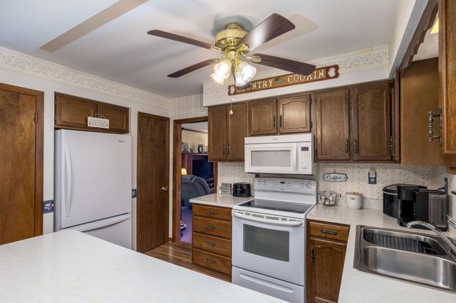 4674 Friar Tuck Circle, Rensselaer, IN 47978