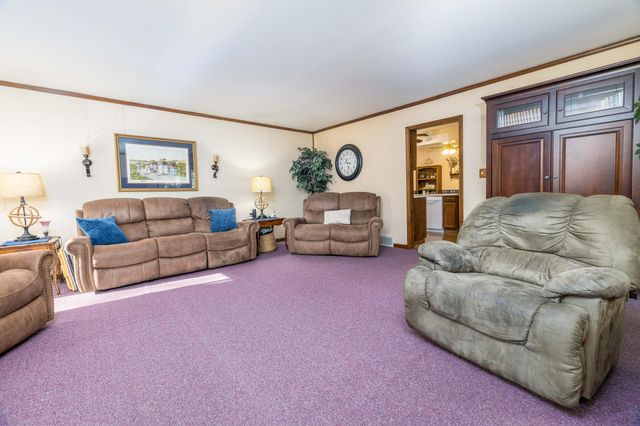 4674 Friar Tuck Circle, Rensselaer, IN 47978