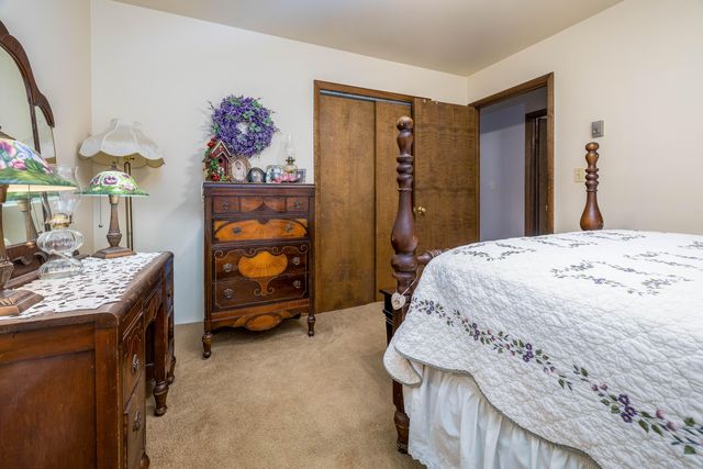 4674 Friar Tuck Circle, Rensselaer, IN 47978