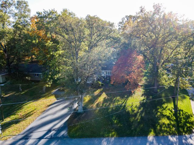 4674 Friar Tuck Circle, Rensselaer, IN 47978