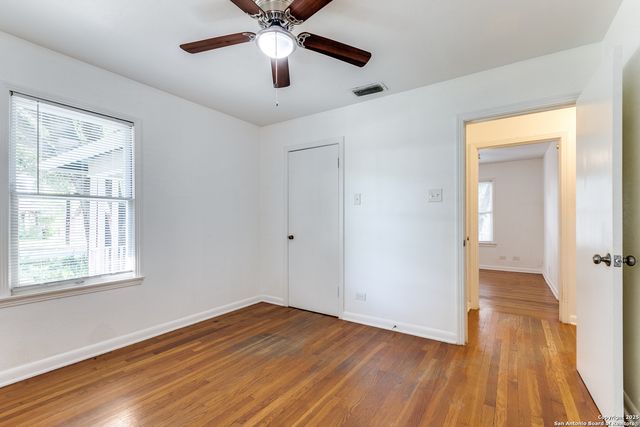 217 corona, San Antonio, TX 78209