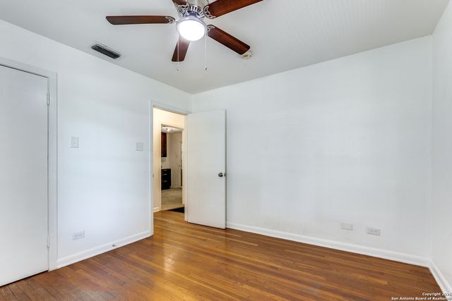 217 corona, San Antonio, TX 78209