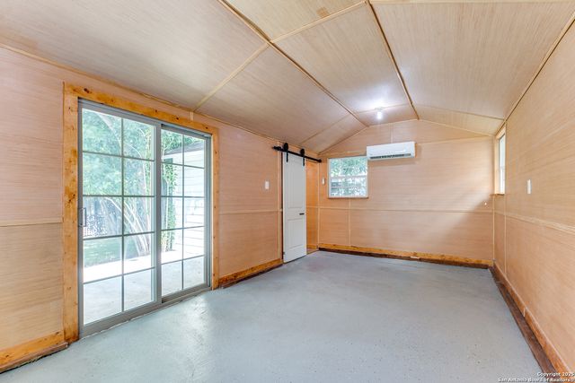 217 corona, San Antonio, TX 78209