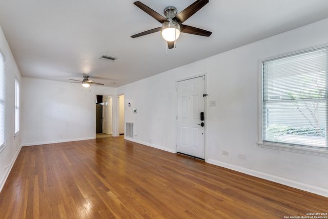 217 corona, San Antonio, TX 78209