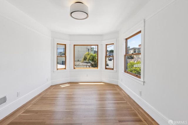 400 Goettingen Street, San Francisco, CA 94134