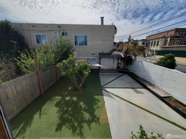 400 Goettingen Street, San Francisco, CA 94134