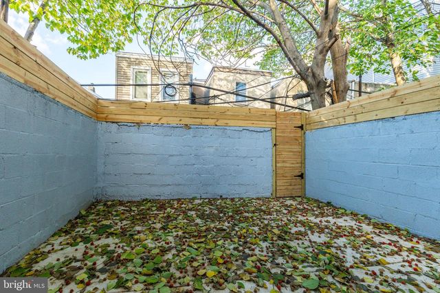 2033 DICKINSON ST, Philadelphia, PA 19146