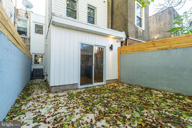 2033 DICKINSON ST, Philadelphia, PA 19146