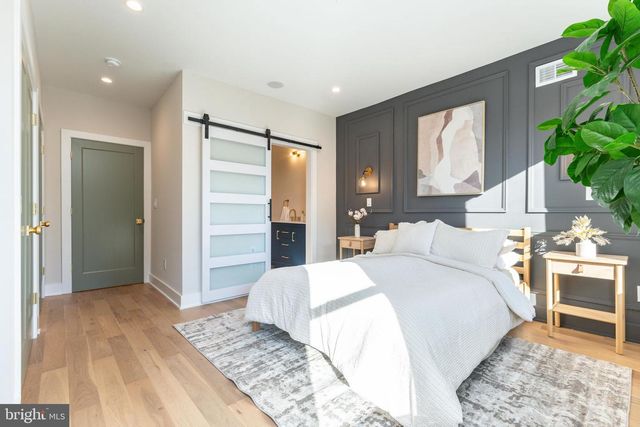 2033 DICKINSON ST, Philadelphia, PA 19146