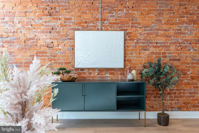 2033 DICKINSON ST, Philadelphia, PA 19146