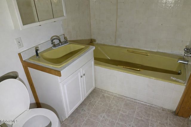 26 Murphy Way, Stephentown, NY 12168