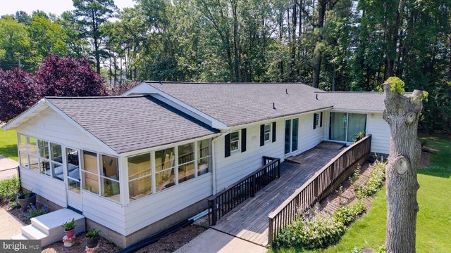 132 PENNICK DR, Stevensville, MD 21666