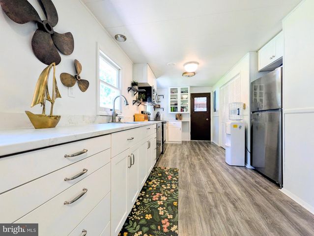 132 PENNICK DR, Stevensville, MD 21666