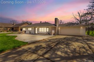 3520 Denson Drive, Sterling Heights, MI 48310