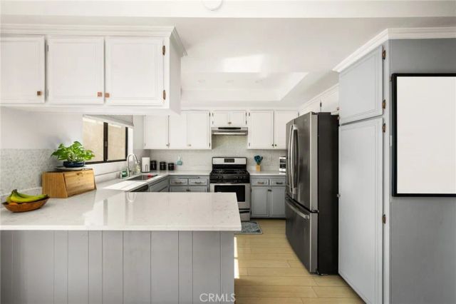 320 W 220th Unit 4, Carson, CA 90745