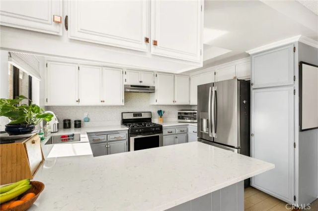 320 W 220th Unit 4, Carson, CA 90745
