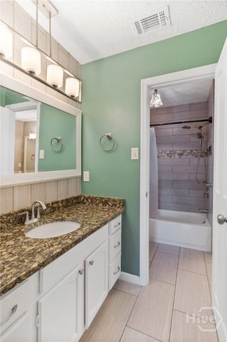 203 Rabbit Hill Road, Richmond Hill, GA 31324