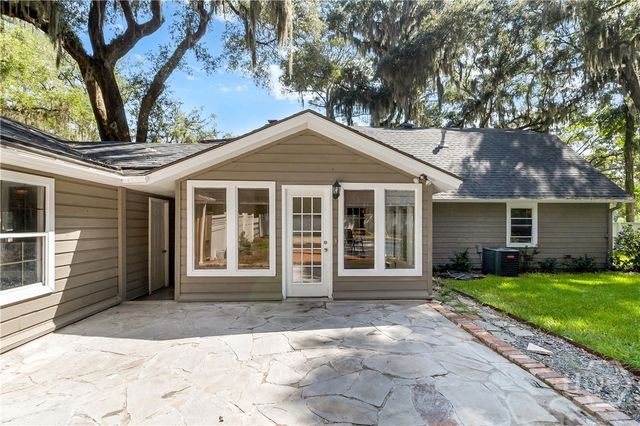 203 Rabbit Hill Road, Richmond Hill, GA 31324
