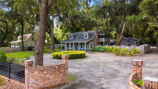 203 Rabbit Hill Road, Richmond Hill, GA 31324