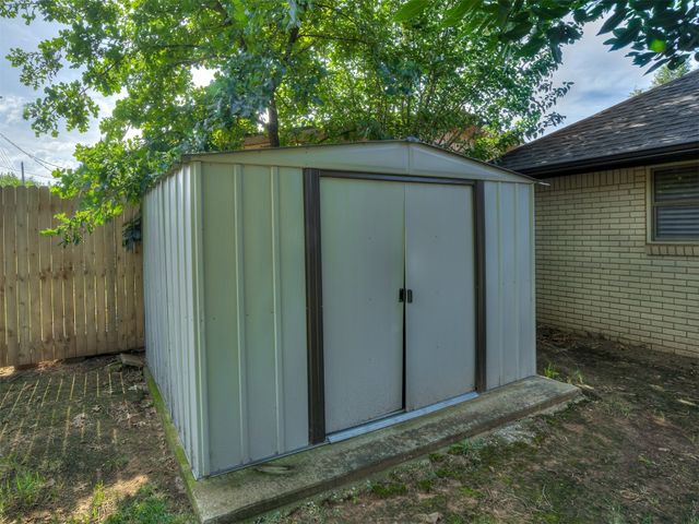 3633 NW 70th Street, Oklahoma City, OK 73116