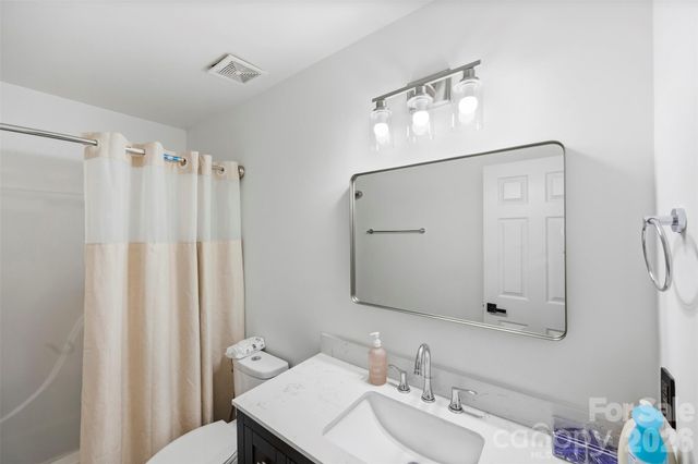 6058 Ironwood Court, Harrisburg, NC 28075