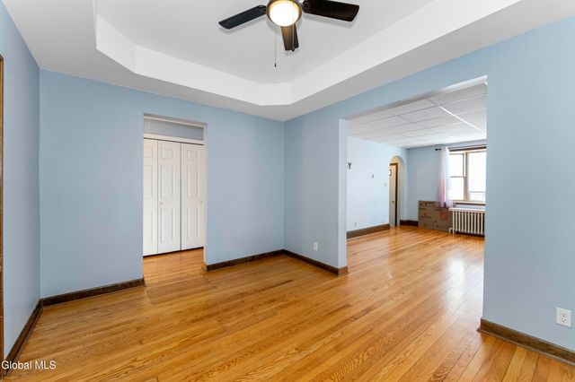 4 Muriel Avenue, East Greenbush, NY 12144