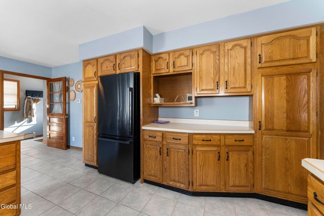 4 Muriel Avenue, East Greenbush, NY 12144